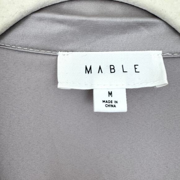 Mable Womens Long Sleeve Satin Top Blouse Size M Flowy Collared Neutral Gray - Picture 2 of 9